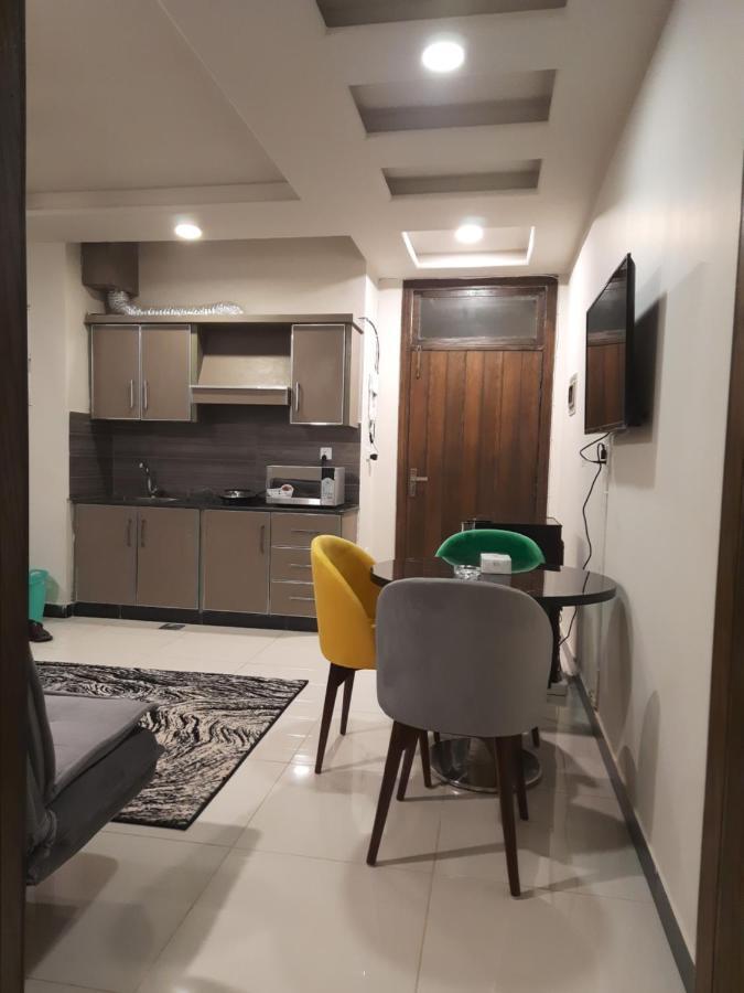 Pine Apartments Civic Center Bahria Town Islamabad Rawalpindi Extérieur photo
