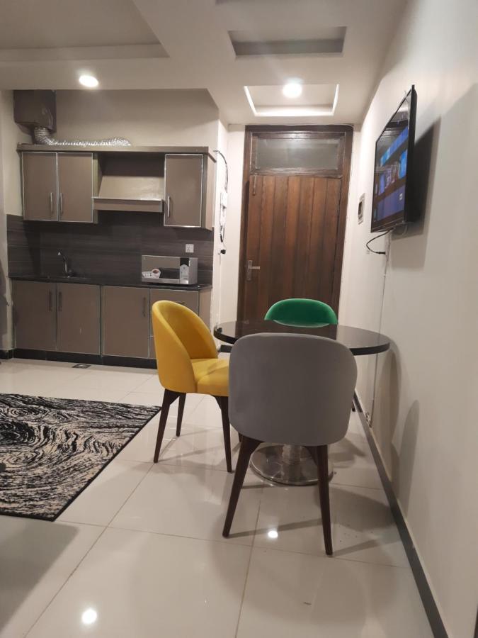 Pine Apartments Civic Center Bahria Town Islamabad Rawalpindi Extérieur photo