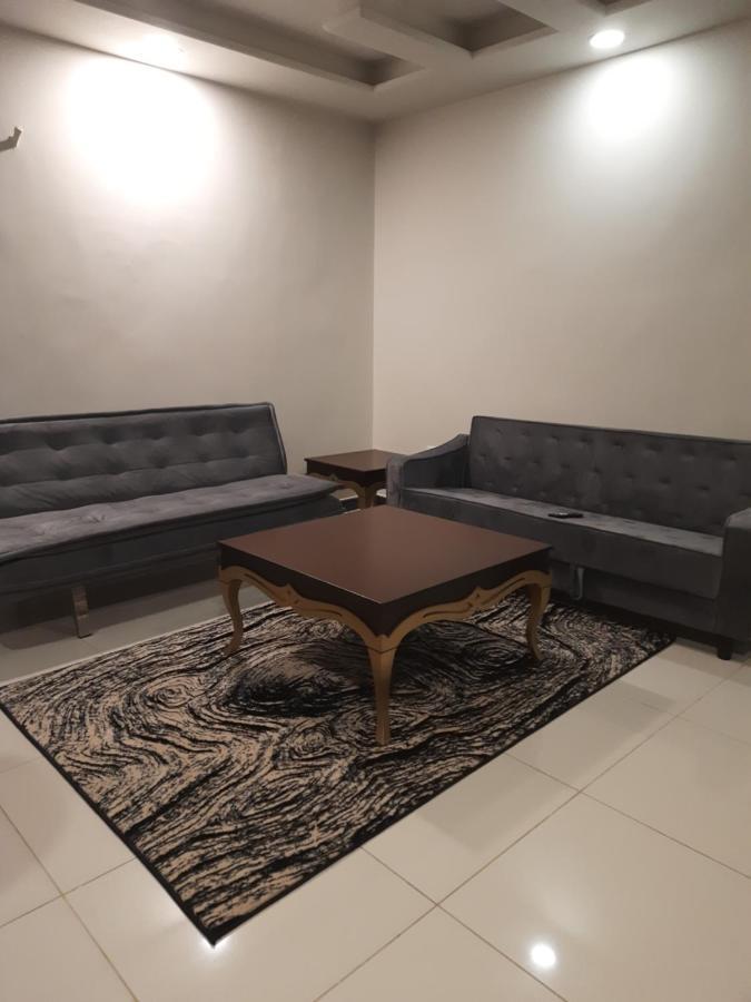 Pine Apartments Civic Center Bahria Town Islamabad Rawalpindi Extérieur photo