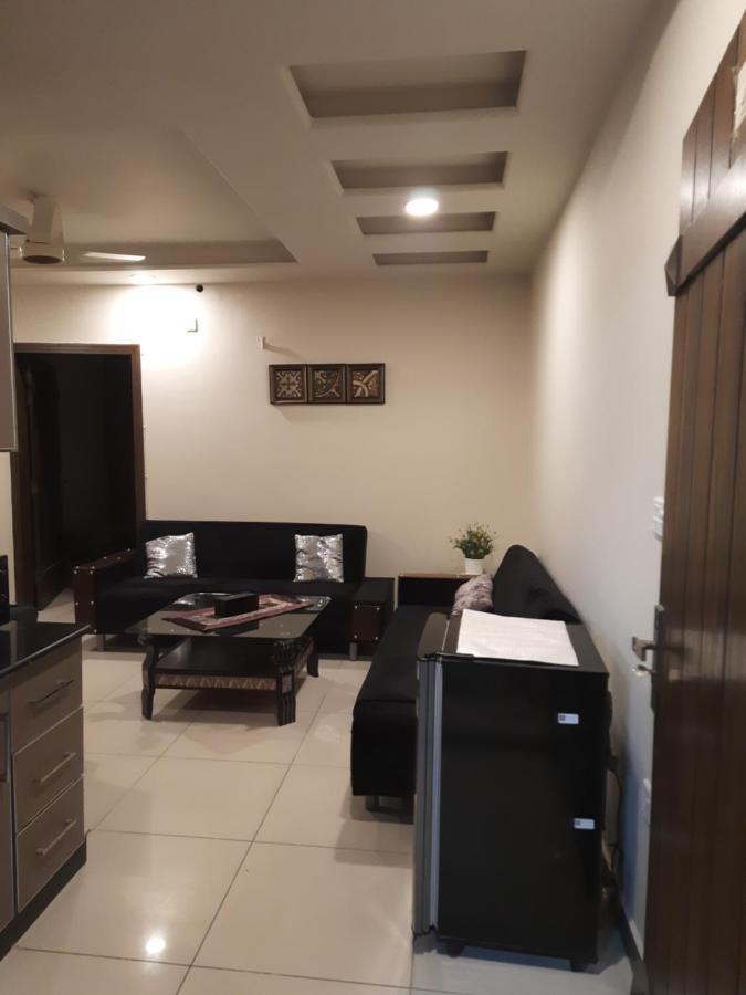 Pine Apartments Civic Center Bahria Town Islamabad Rawalpindi Extérieur photo