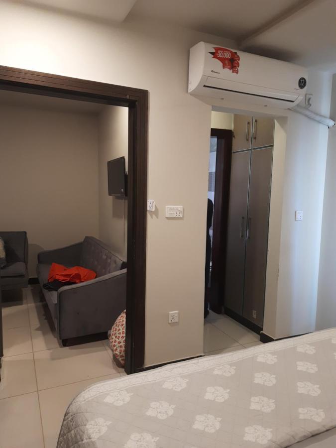Pine Apartments Civic Center Bahria Town Islamabad Rawalpindi Extérieur photo