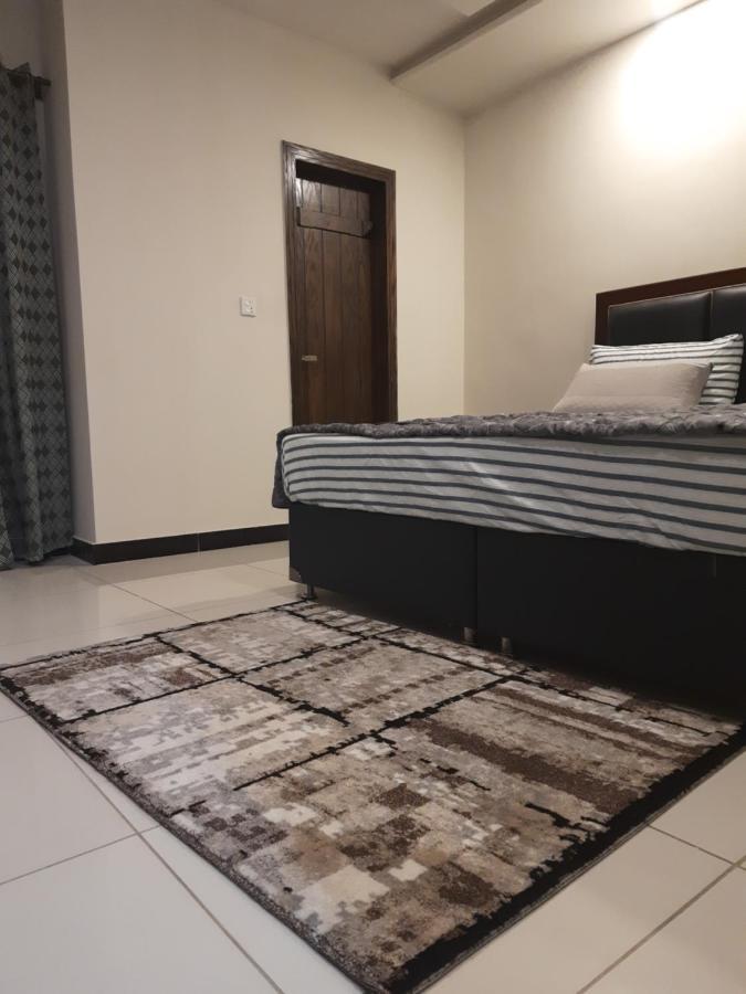 Pine Apartments Civic Center Bahria Town Islamabad Rawalpindi Extérieur photo