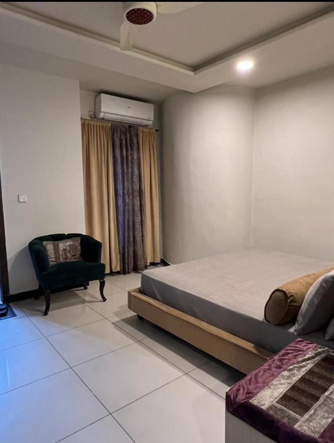 Pine Apartments Civic Center Bahria Town Islamabad Rawalpindi Extérieur photo