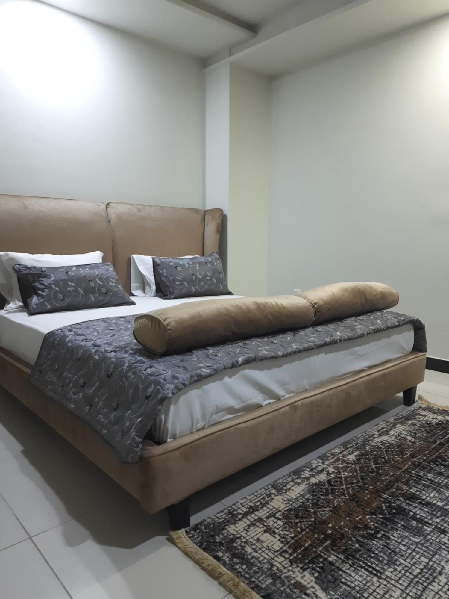 Pine Apartments Civic Center Bahria Town Islamabad Rawalpindi Chambre photo